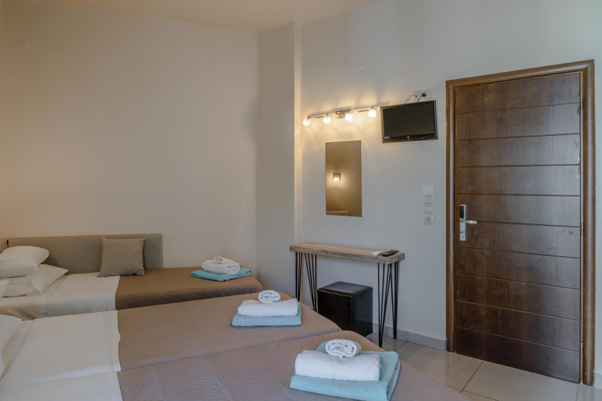 Areti Hotel Agia Galini Habitación foto